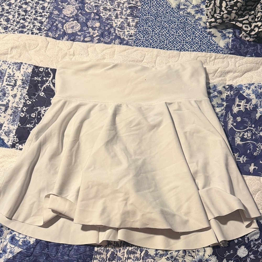 Old Navy Cream Skater Skirt